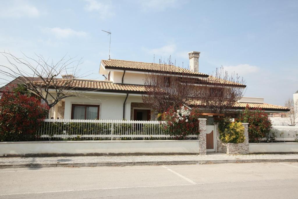 مونتيغرانارو Villa Gioia Rooms المظهر الخارجي الصورة