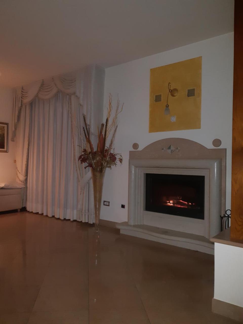 مونتيغرانارو Villa Gioia Rooms المظهر الخارجي الصورة